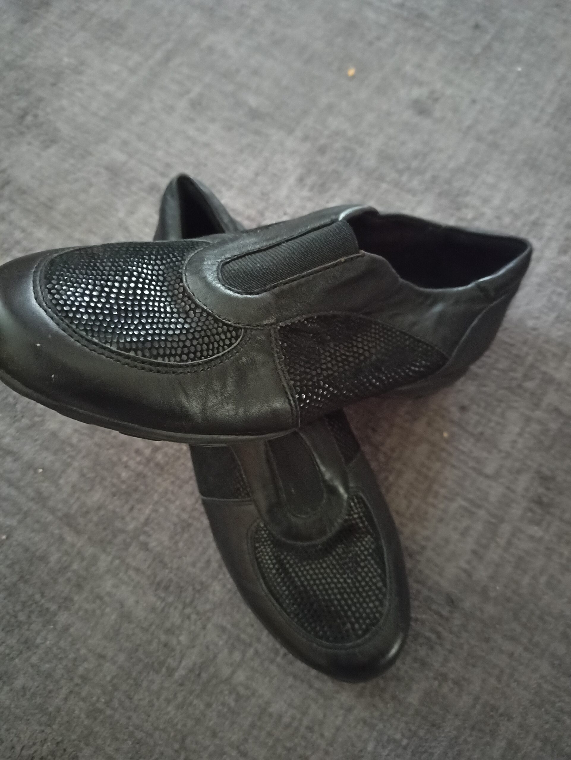 Damen Schuhe Vaneli Sport Schwarz – Größe 36,5. – Bequem Freizeit