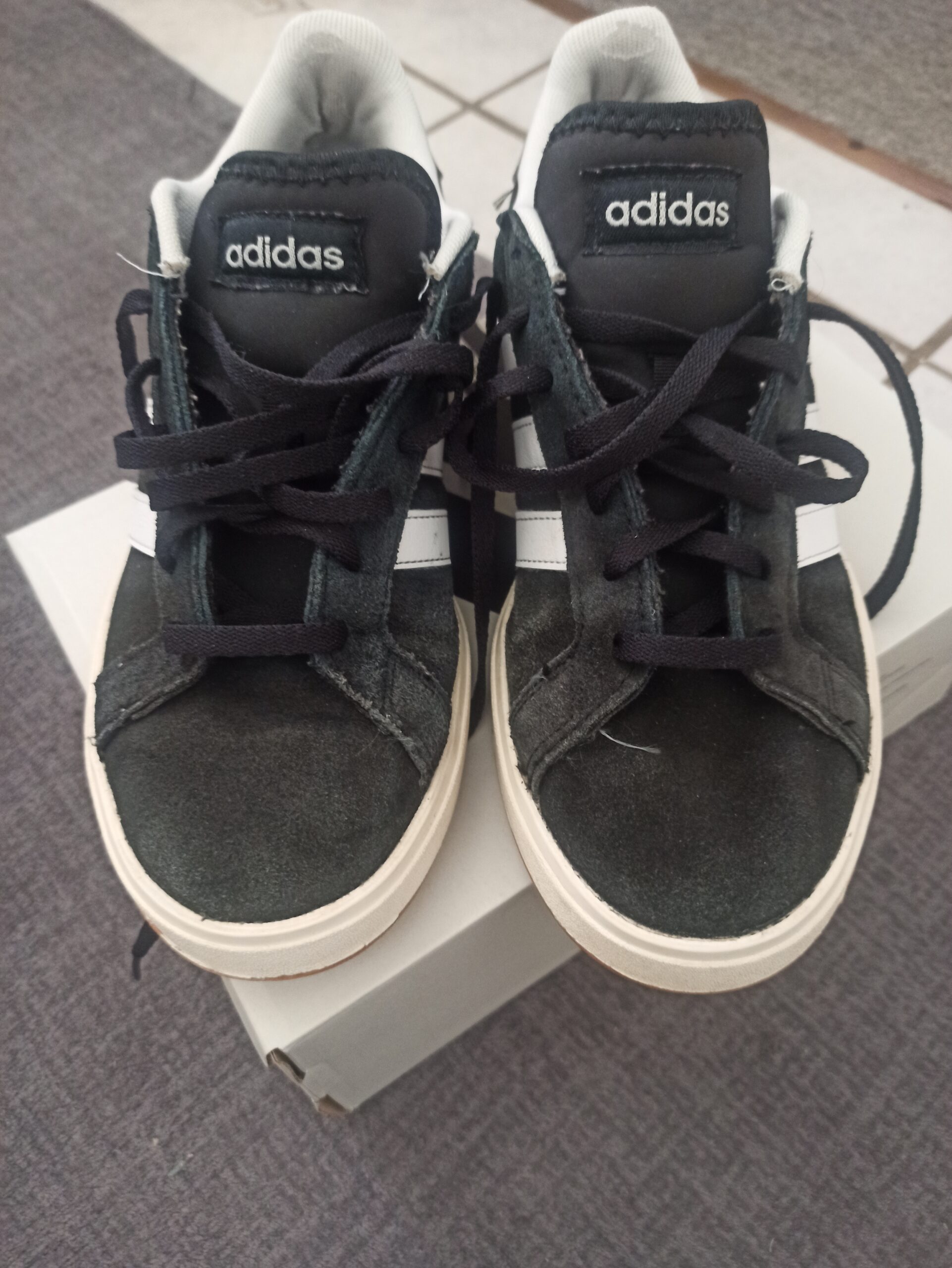 Sneaker Adidas Gr.41.Top Zustand.