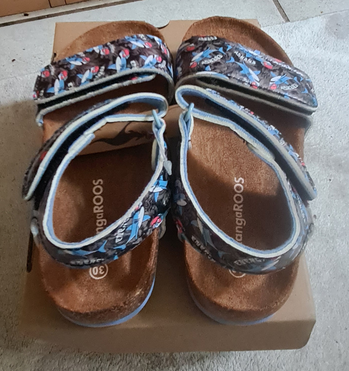 Jungen Sandalen Kangaroos Größe 30