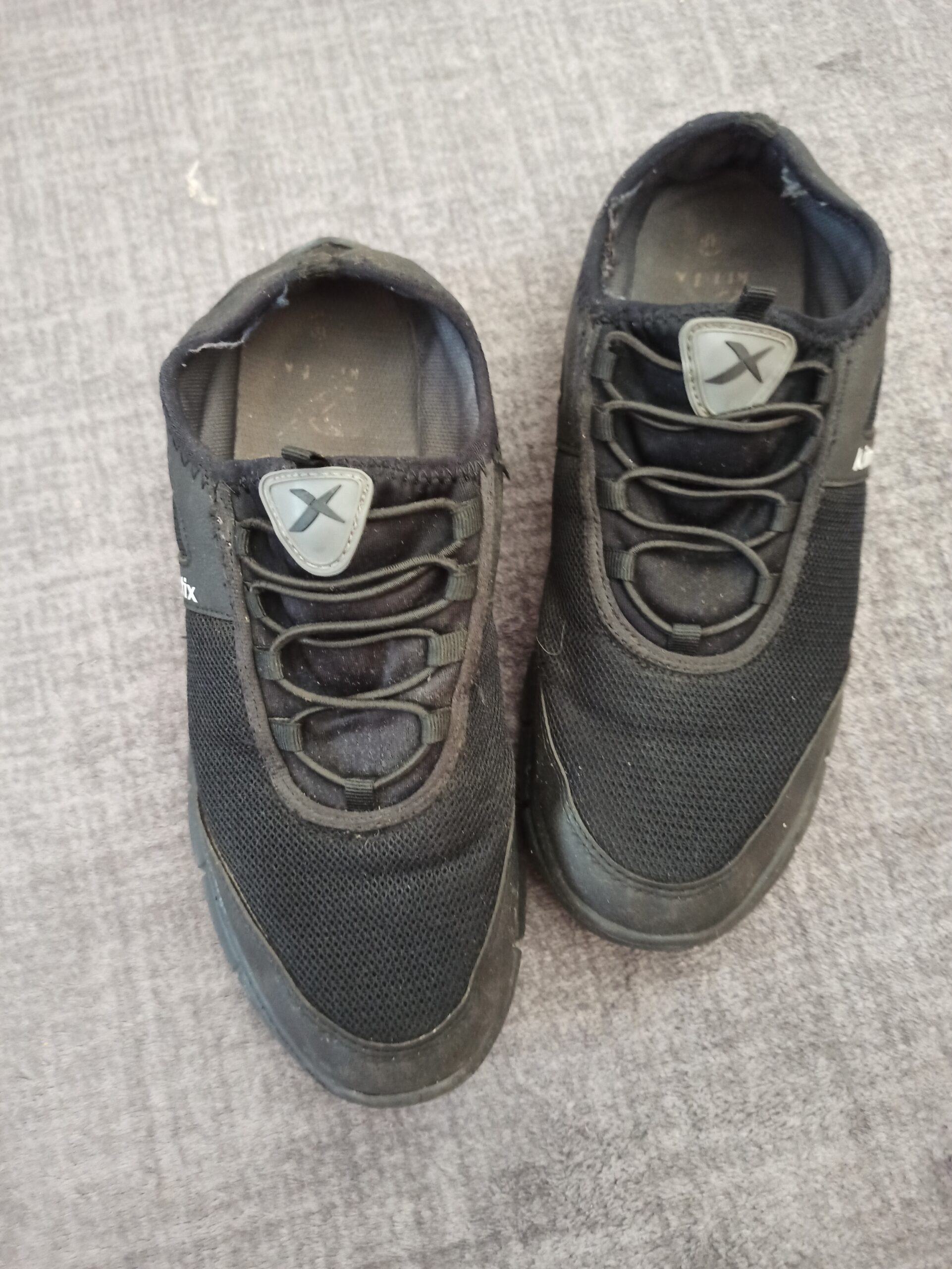 Kinetix Damen/Herren Sneaker Schwarz Gr. 39 – Leichte Freizeitschuhe