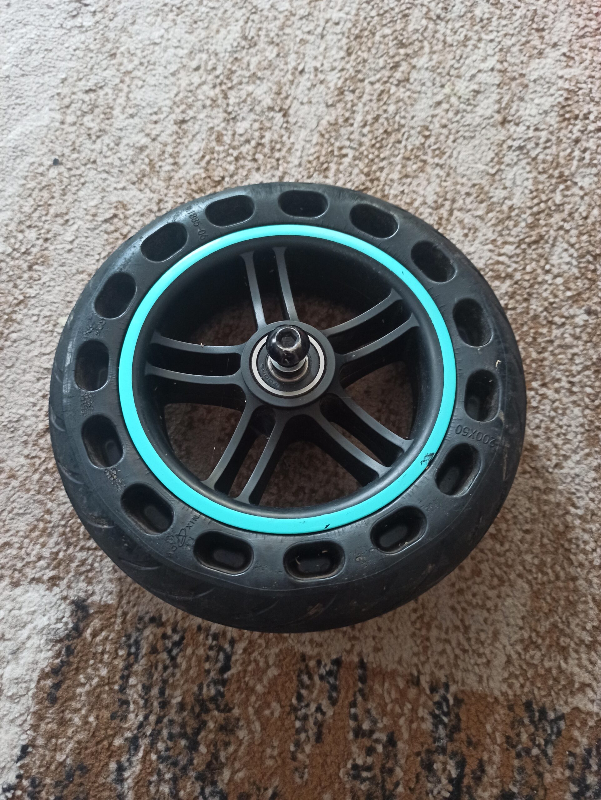 Ersatzrad 200×50 Für E-Scooter Mit Kugellager Und Achse Schwarz